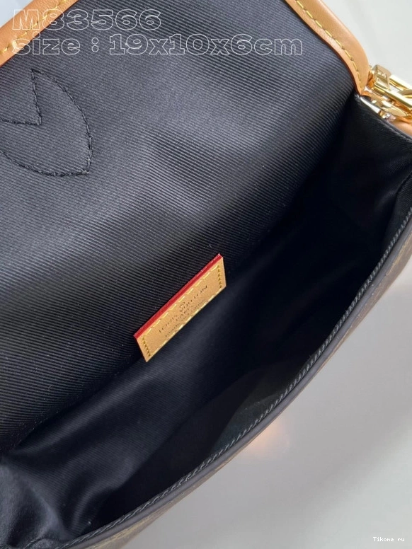 Cheap Nano VUITTON CM LOUIS Diane-19*10.5*6 0729